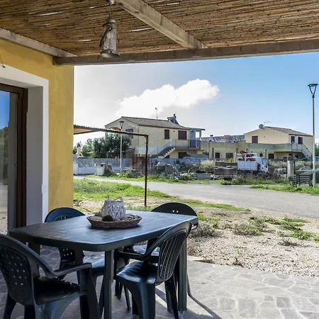 Semesterbostad Su Giuali SantʼAnna Arresi